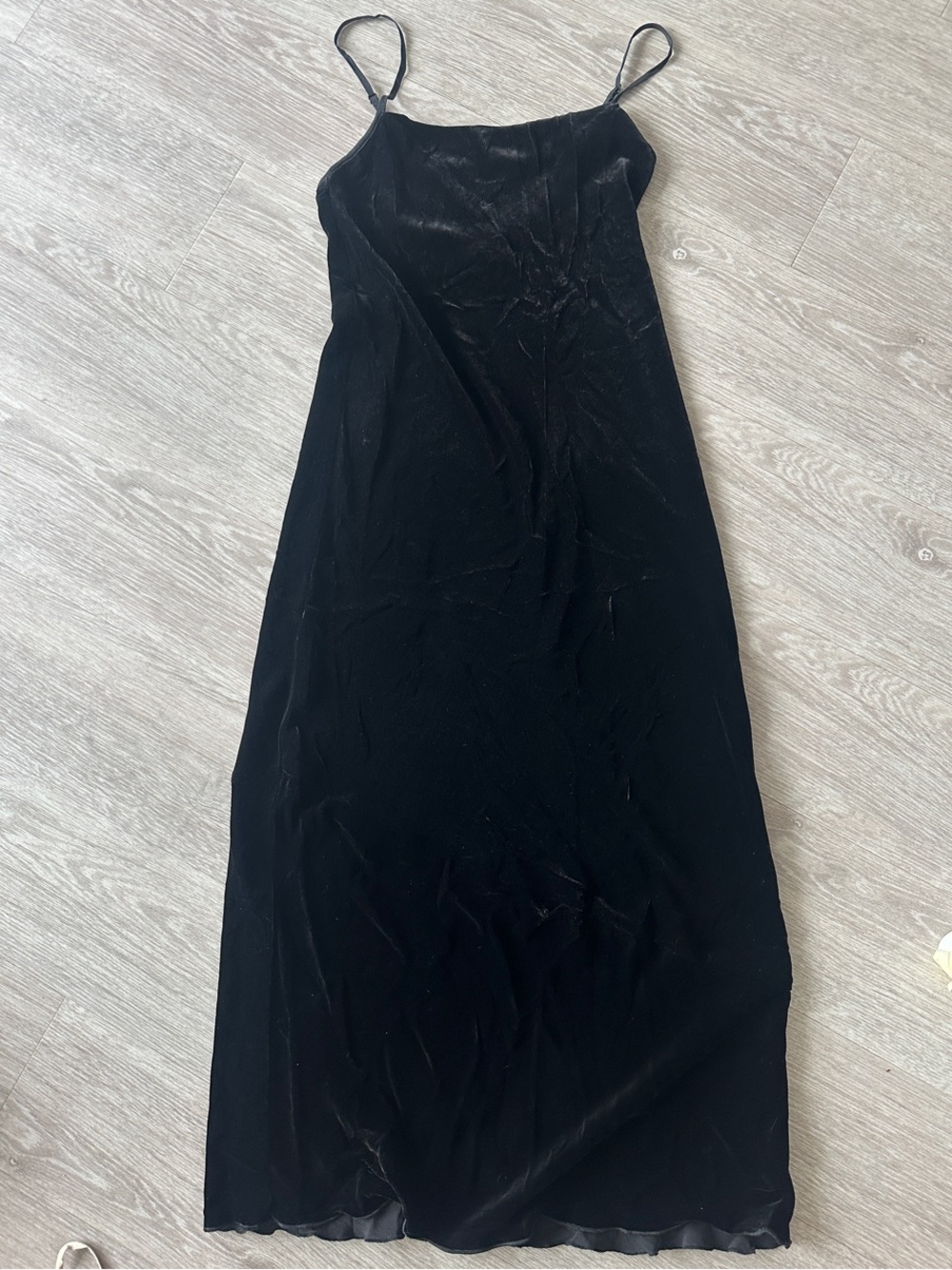 Aritzia Wilfred Black Velvet Maxi Slip Dress